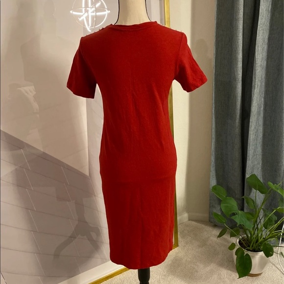 Zara red dress with faux pearl detailing - Picture 5 of 8